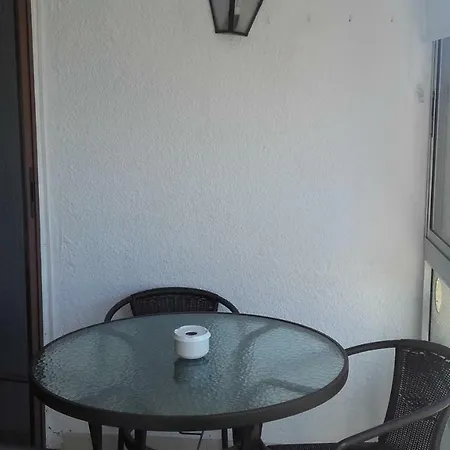 Torres Cristianos Apartment *